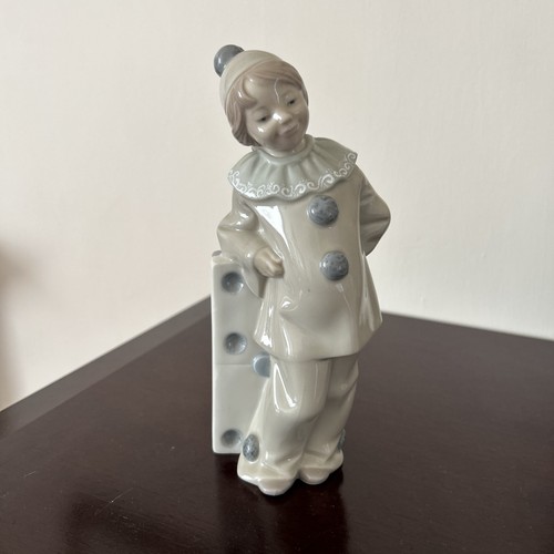 Lladro figurine porcelain girl - figurine,