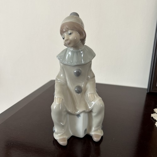 Lladro jester clown sitting - clown, on