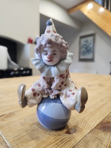 Lladro clown having ball - clown, a