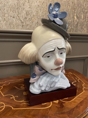 Lladro fine porcelain - ,