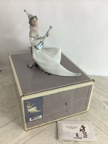 Lladro porcelain figurines the - lladro,