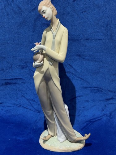 Lladro figurine romantic clown - lladro,