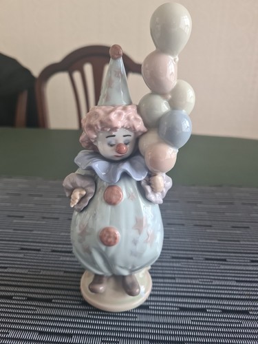 Lladro littlest clown - lladro, retired