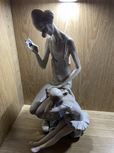 Lladro figurine 4605 clown - lladro,