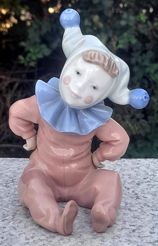 Nao lladro figure - by, jester