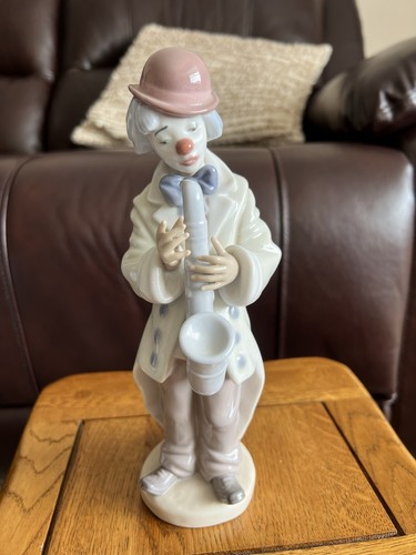 Lladro sad sax clown 05471 - lladro,