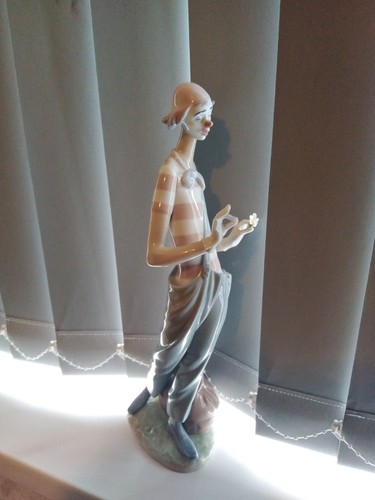 Lladro clown love figurine - love,