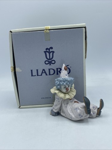 Lladro clown resting friend - lladro,